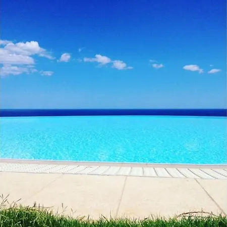 The Refuge On The Sea... Vakantiehuis *